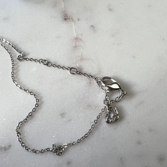 Swarovski | Crystal Heart Pendant Necklace - Picture 5 of 7